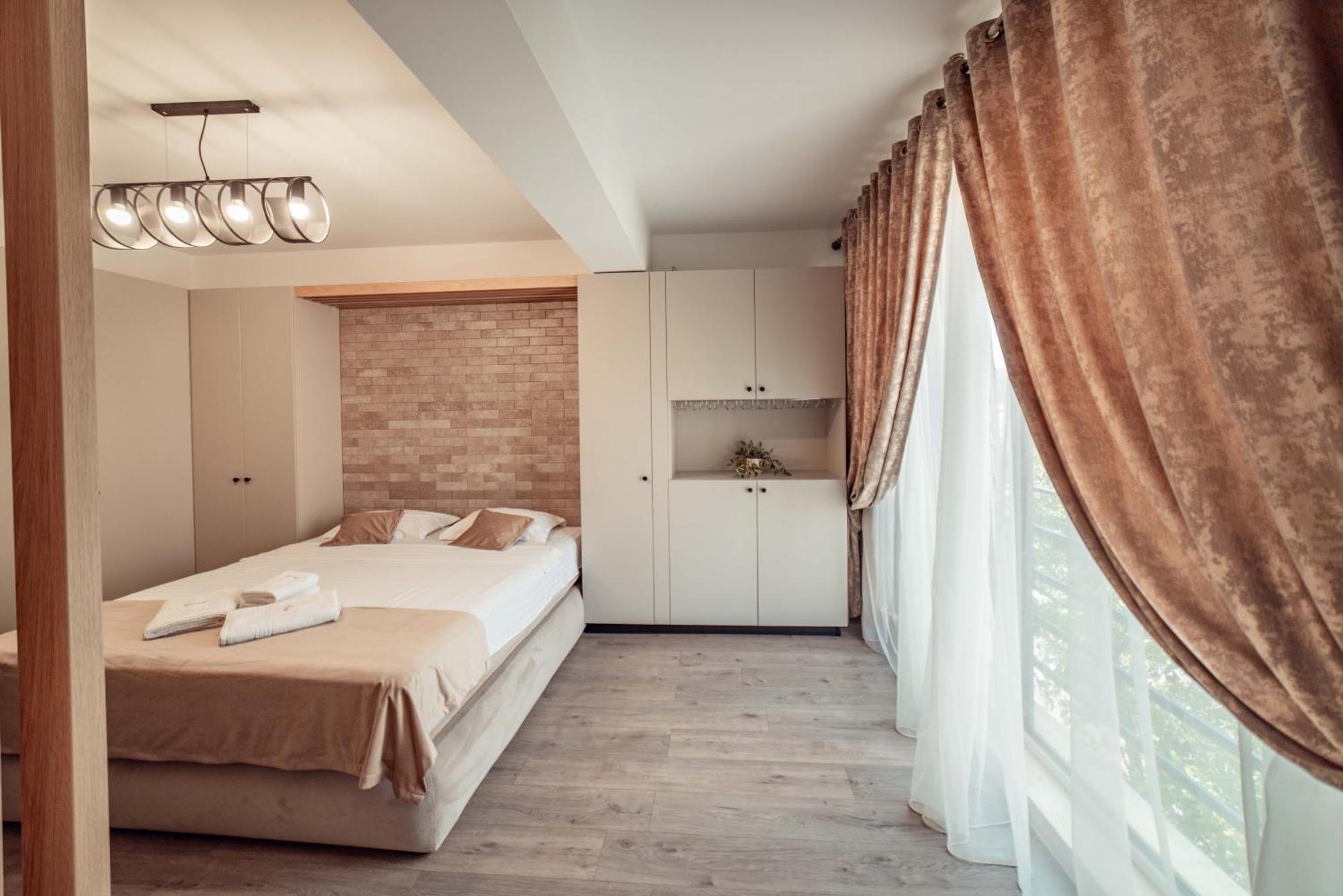 Cozy Aparthotel - Ultracentral Luxury Apartments Iasi Exterior foto